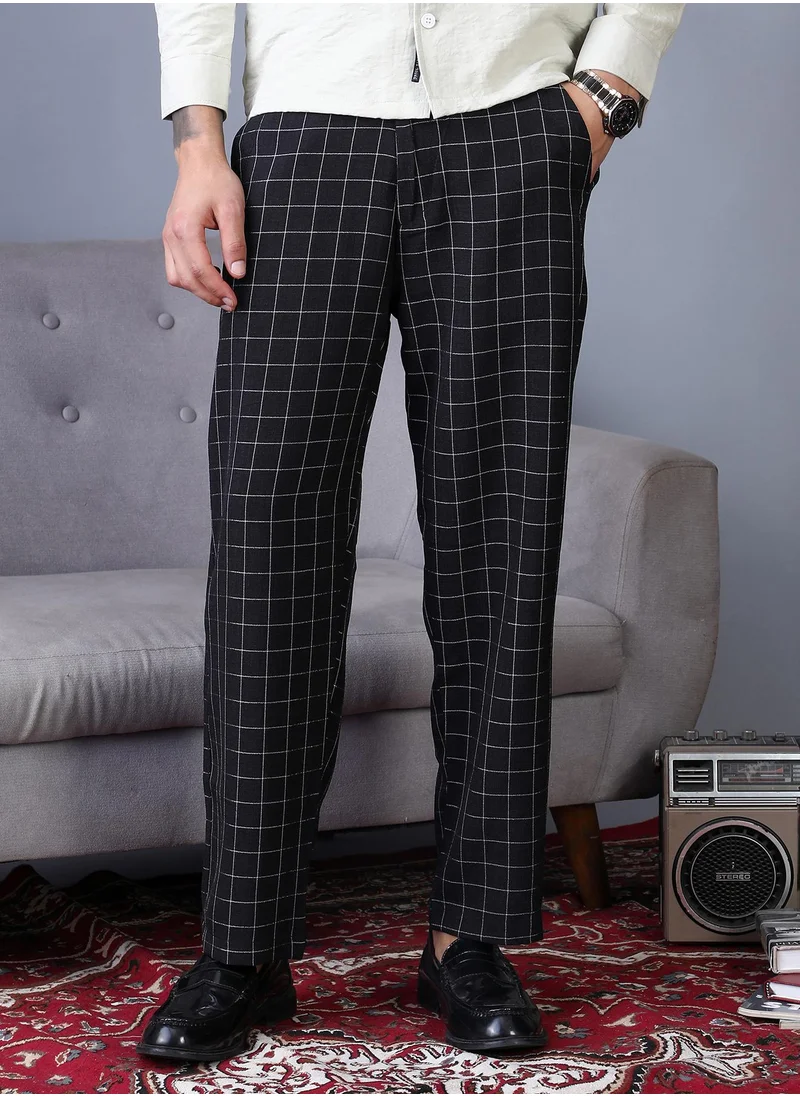 Campus Sutra Campus Sutra Men's Midnight Black Graph-Check Staright Trousers For Casual Wear | Mid-Rise | Straight Fit | Drawstring Closure | Trousers Crafted With Comfort Fit For Everyday Wear