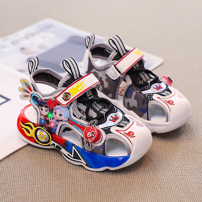 Nezha Boys' Sandals Stylish Light-Up Summer Soft-Soled Children'S Sports Beach Sandals Boys' Non-Slip - Image 4