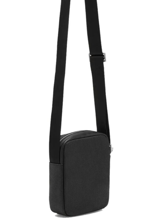 Tommy Hilfiger Plus Tommy Hilfiger Downtown Reporter Crossbody Bag Black  - Image 3