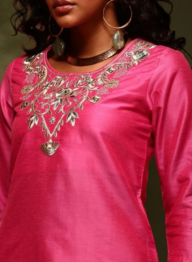 أبهشتي Embroidered kurta-pink