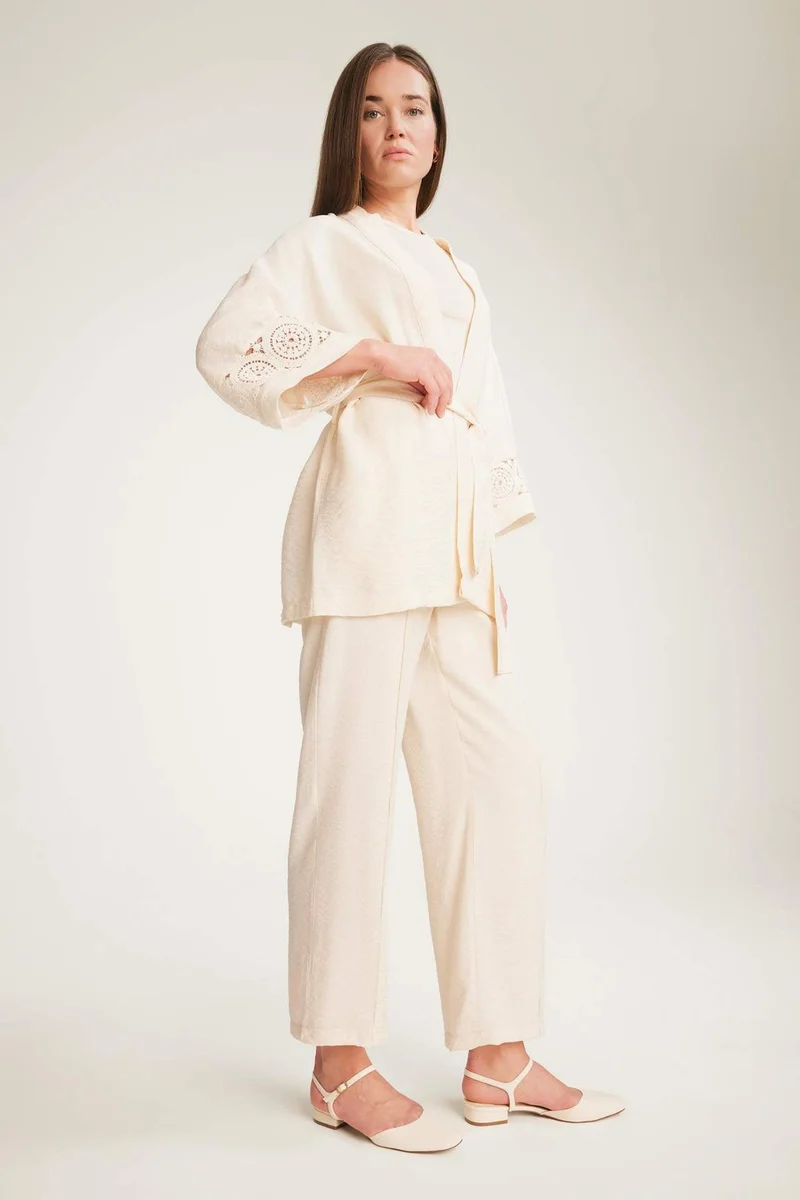 Defacto Regular Fit Long Sleeve Belted Kimono