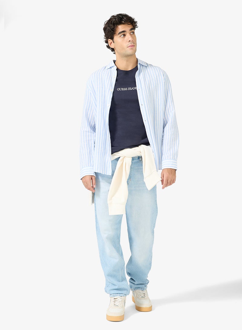 جس تيشيرت بياقة دائرية وأكمام قصيرة مطرز بشعار - Image 4