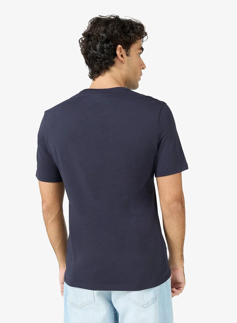 GUESS Short Sleeve Crew Neck Logo Embroidered T-Shirt