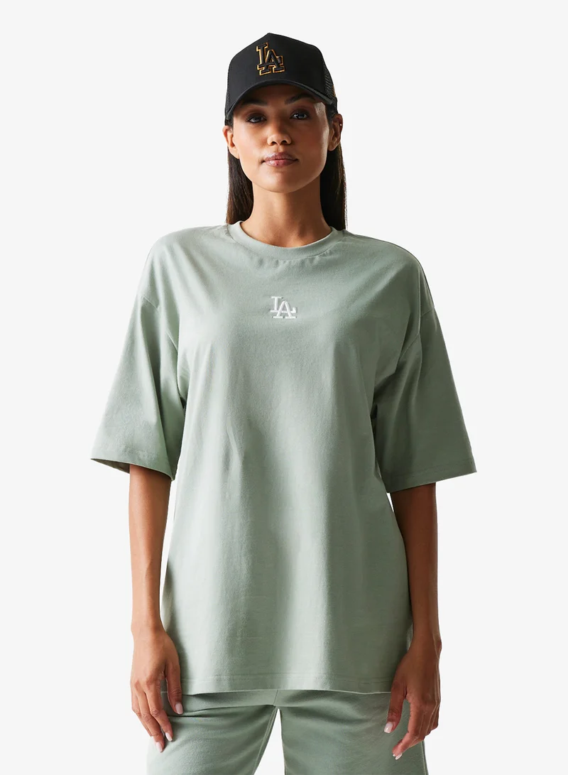 نيو ايرا تيشيرت لوس أنجلوس دودجرز أوفر سايز