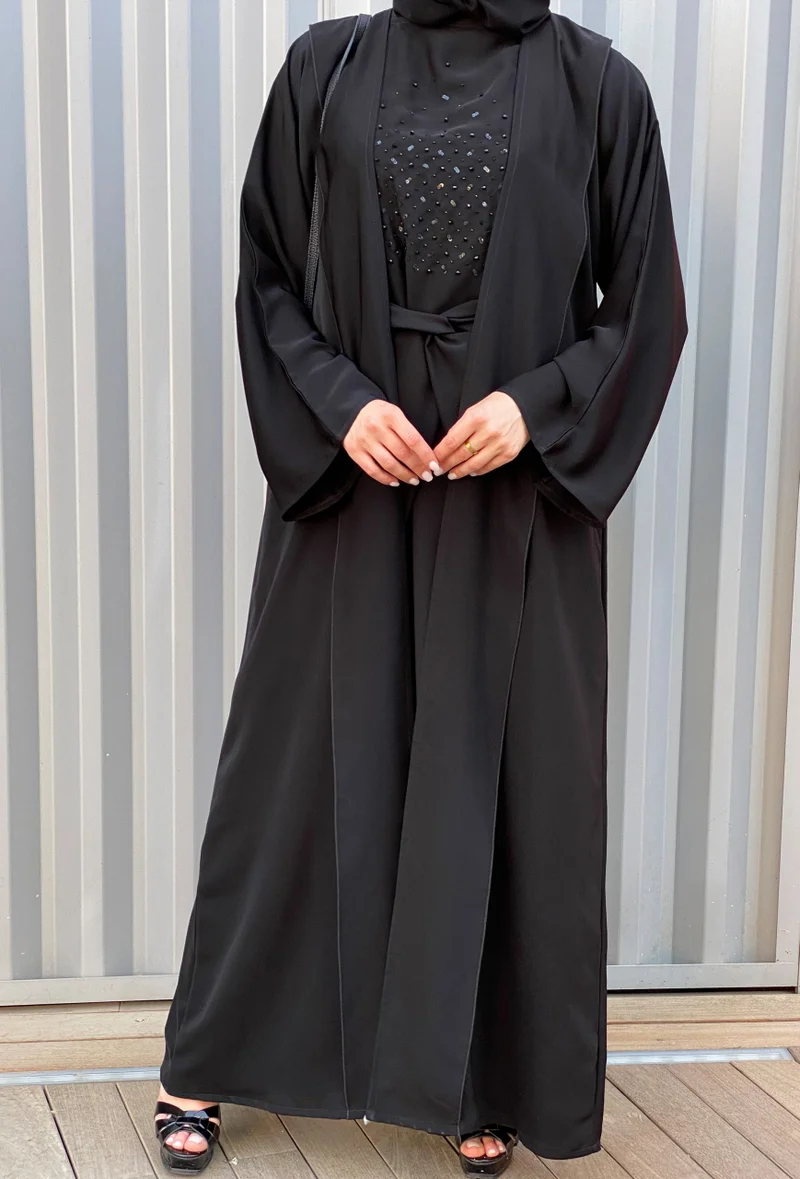 Moistreet  Embroiderd Flared Sleeve Abaya Set for Women | Best Price UAE