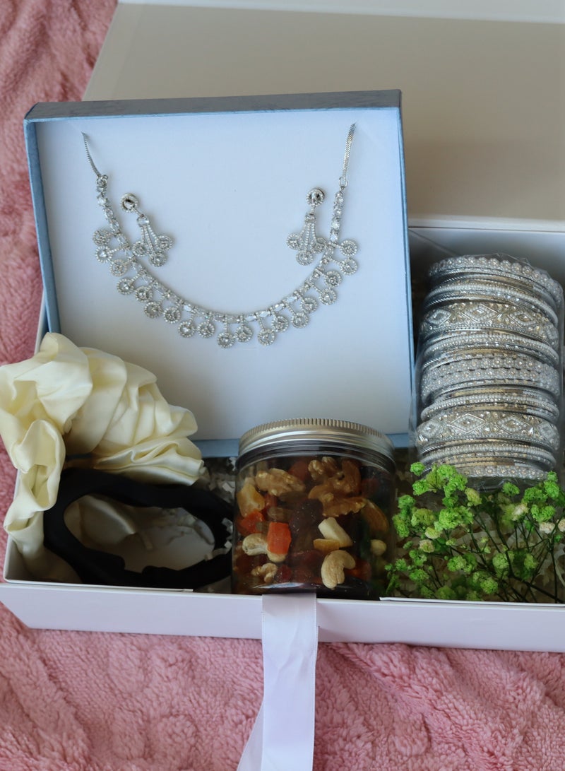 Silver era gift set, perfect for Birthday, anniversary, eid, ramadan, special festival, diwali gift set for women, mother, sister, wife - Image 1