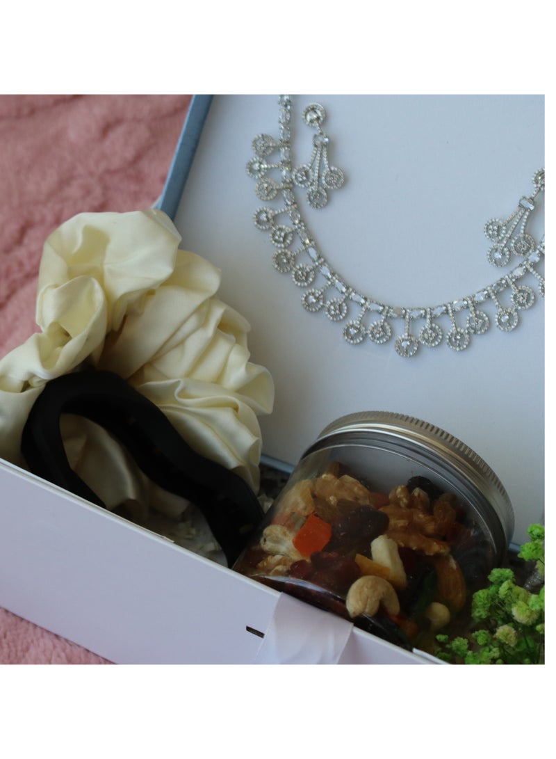 Silver era gift set, perfect for Birthday, anniversary, eid, ramadan, special festival, diwali gift set for women, mother, sister, wife - Image 4