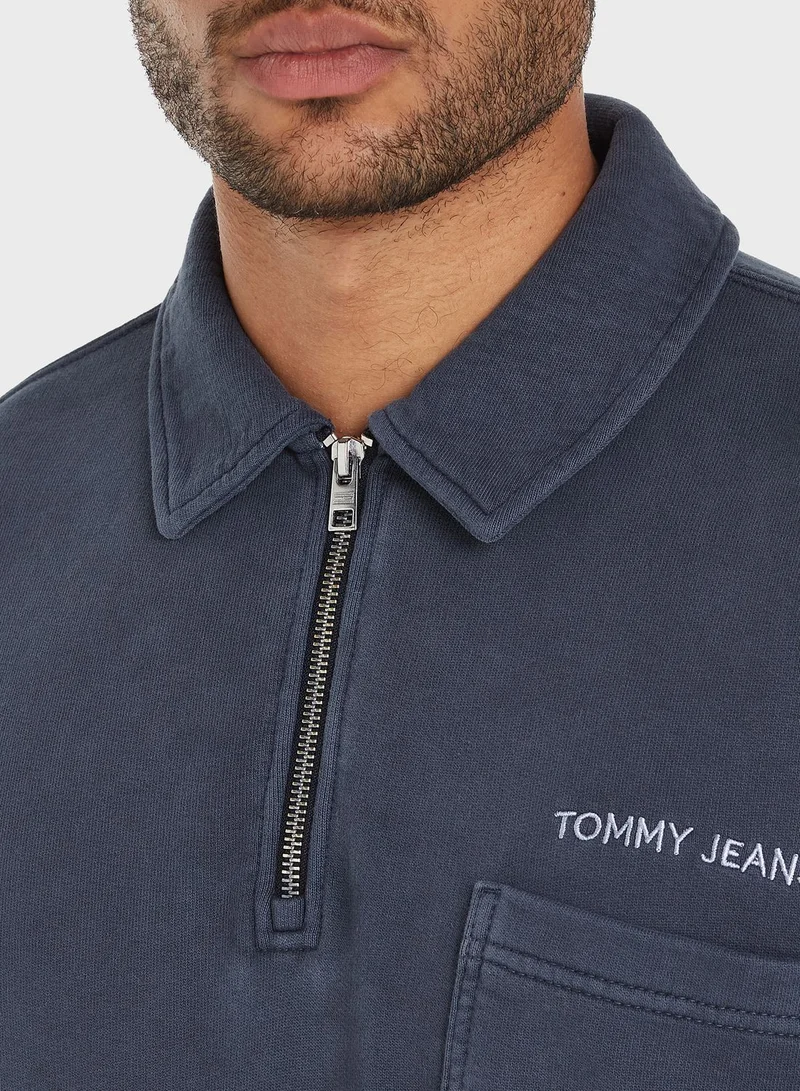 TOMMY JEANS Logo 1/4 Zip Sweatshirt