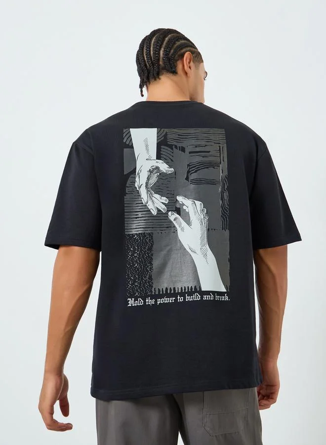 Styli Men Oversized Back Graphic Print T-Shirt