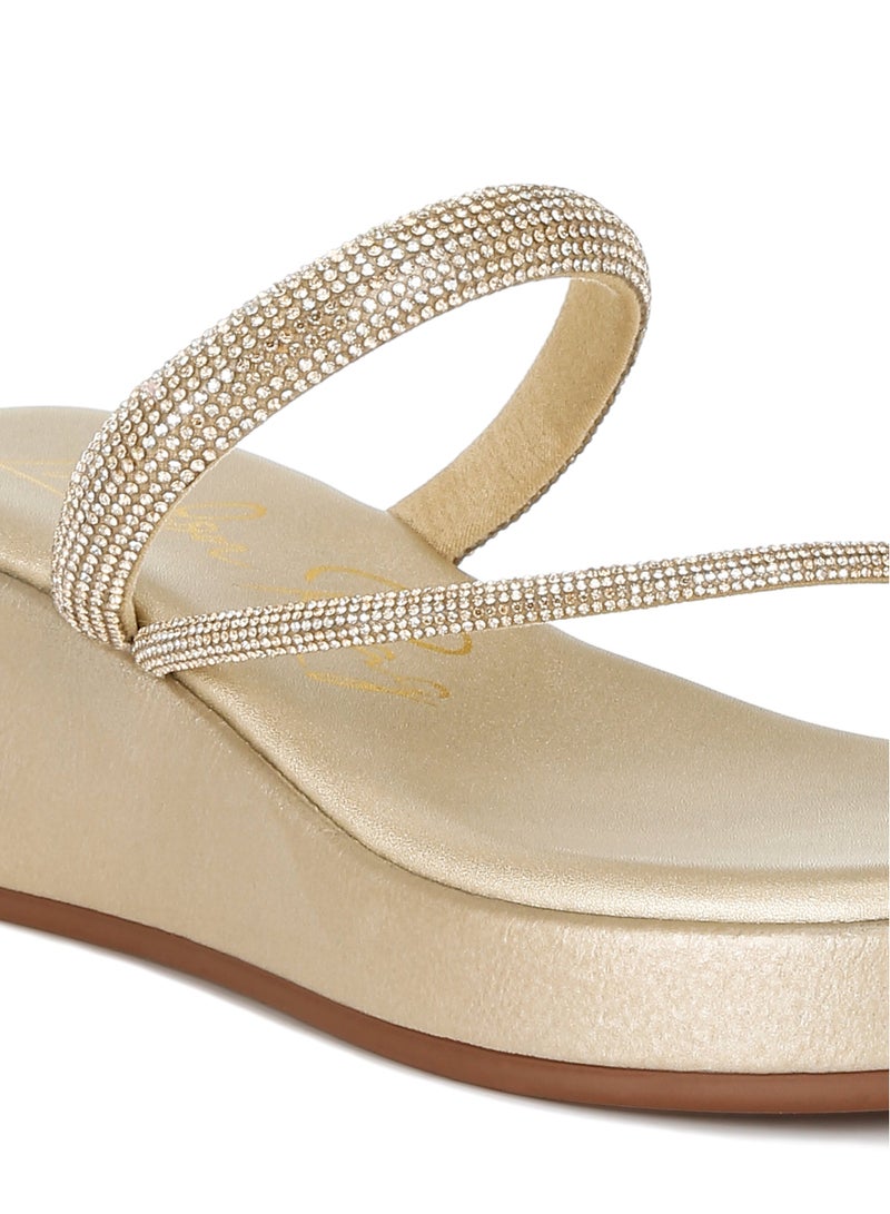 London Rag Toe Loop Slip On Rhinestone Sandals in Gold  - Image 5