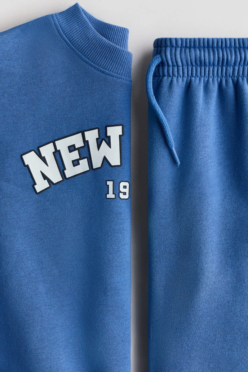 H&M 2-piece sweatshirt and joggers set