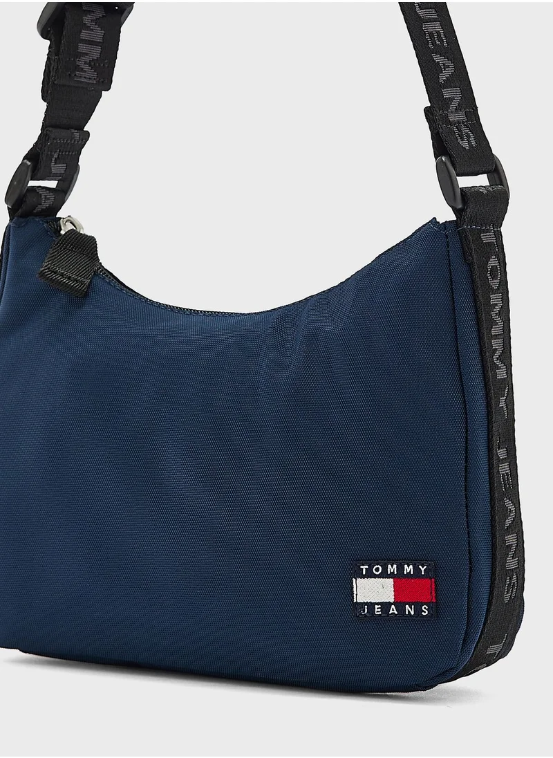 TOMMY JEANS Essential Satchel Bag