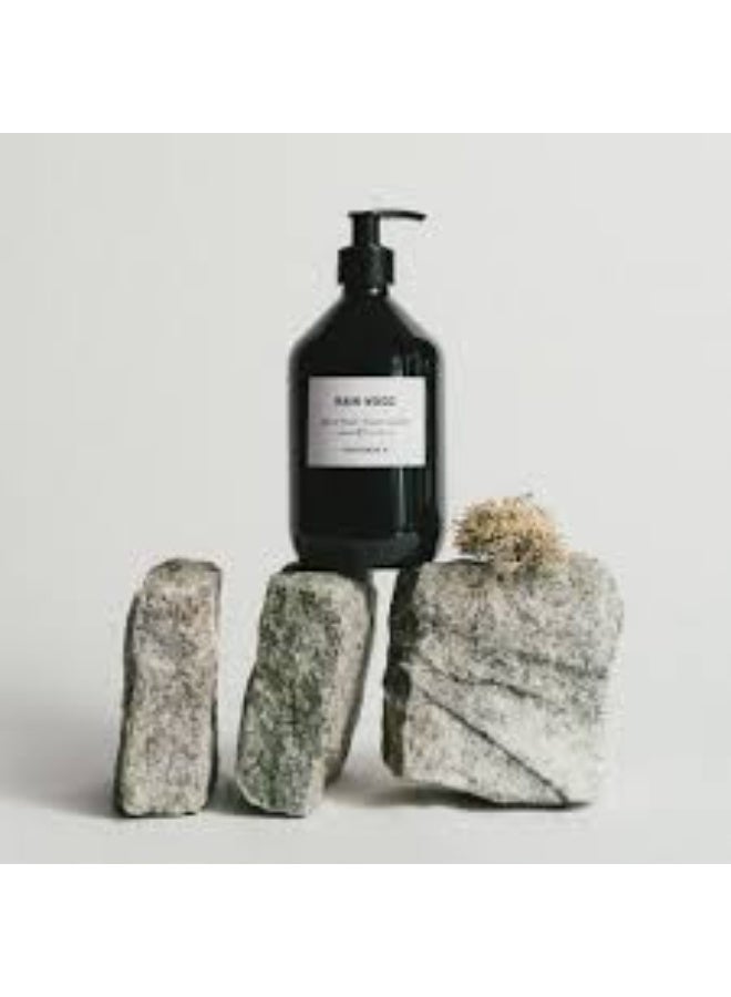 Perfumer H Rain Wood Hand Wash 500ml - Image 1