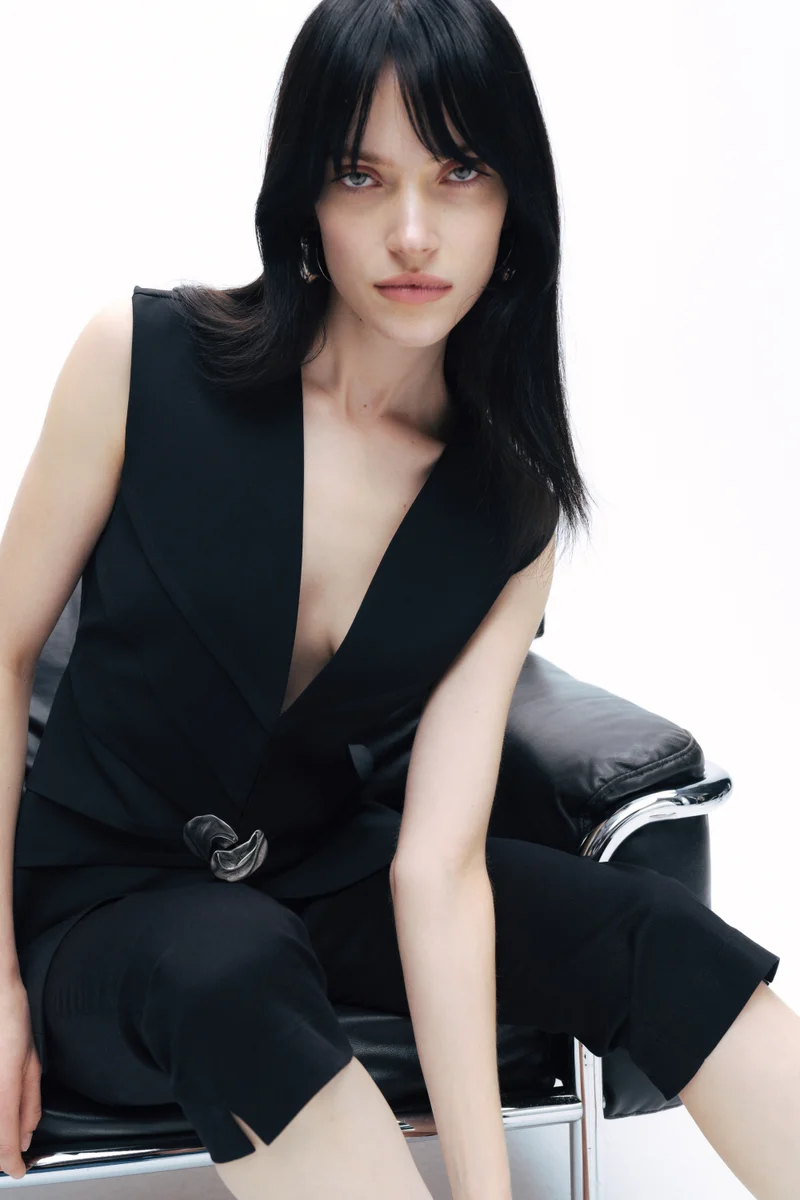 Nocturne Vest with Metal Accessories
