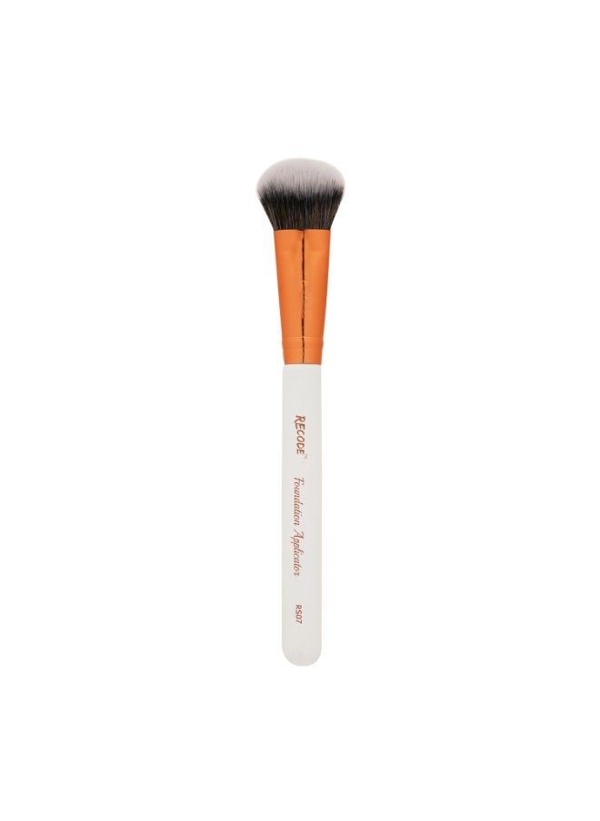 Recode RS 07 TAPERED FOUNDATION BRUSH  - Image 1