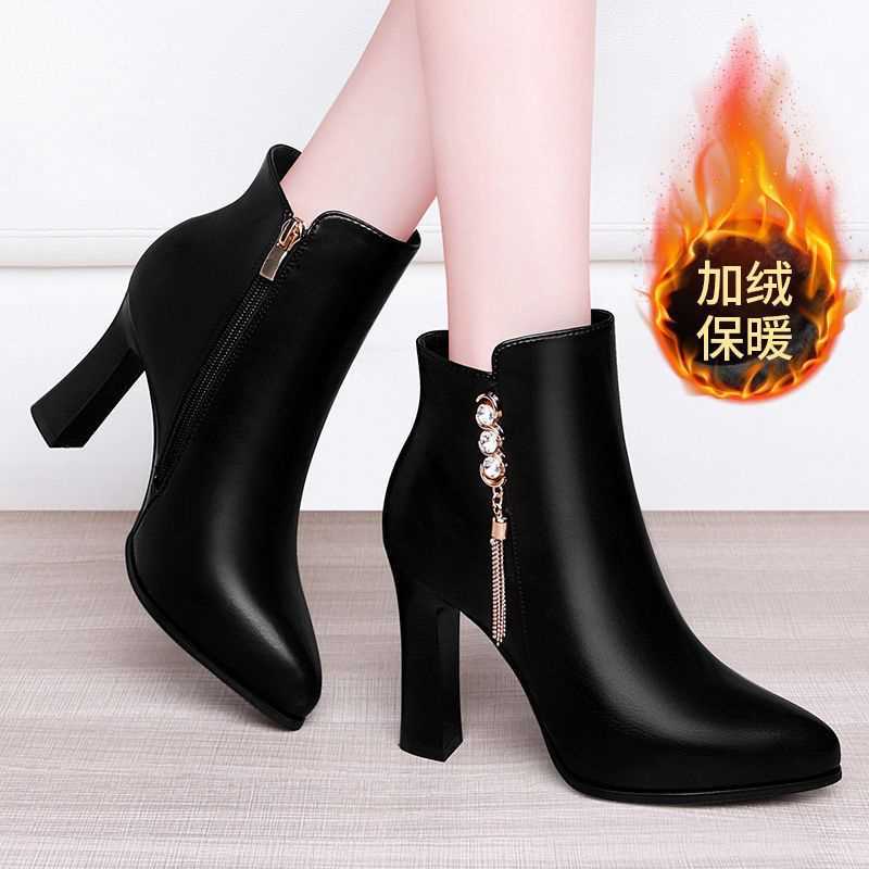 Single-Layer Shoes Small Size Leather Shoes Pointed Mid-High Heel Shoes Soft Leather Winter Single-Layer Boots Stiletto Heel Ankle Boots Fleece-Lined Short Boots - Image 1
