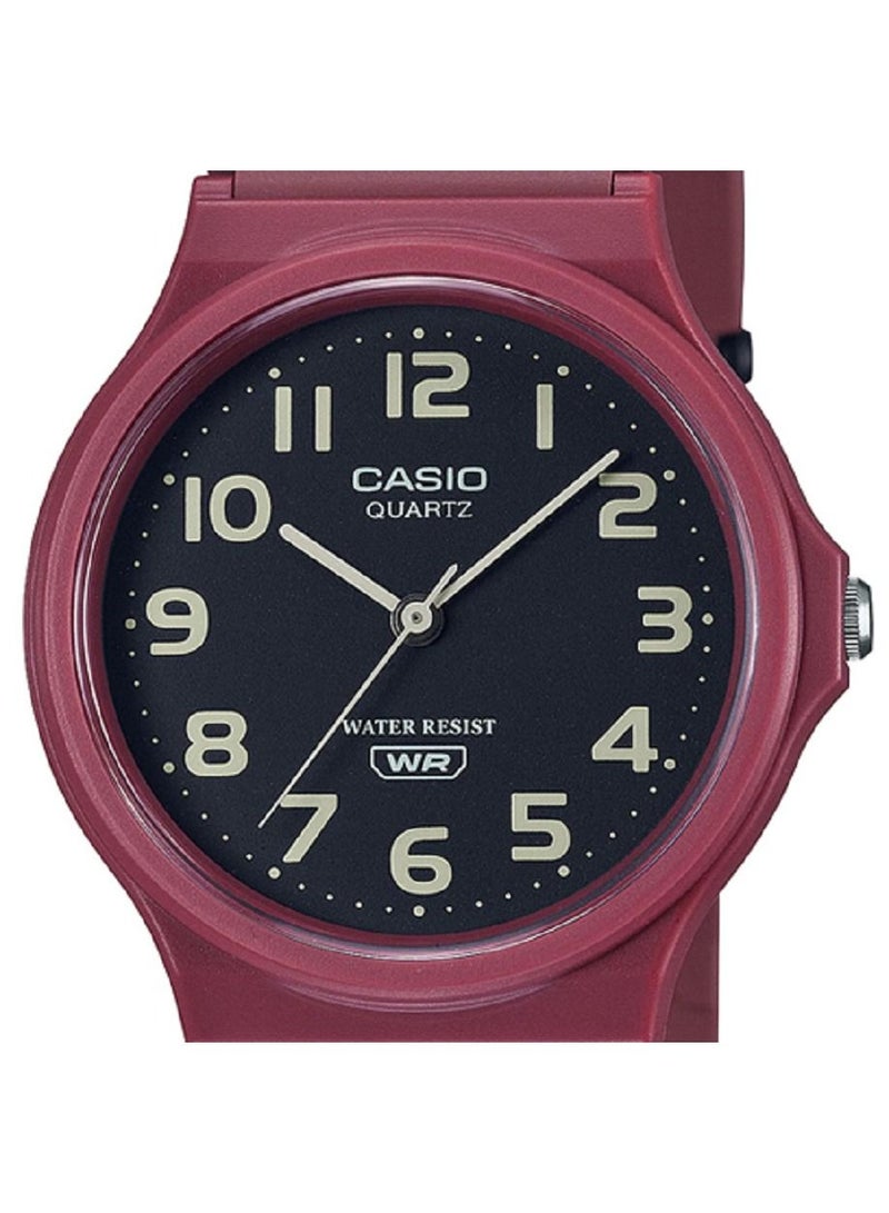 كاسيو ساعة عملية كاجوال للجنسين انالوج بعقارب سوداء بسوار من الراتنج MQ-24UC-4BDF - Image 2