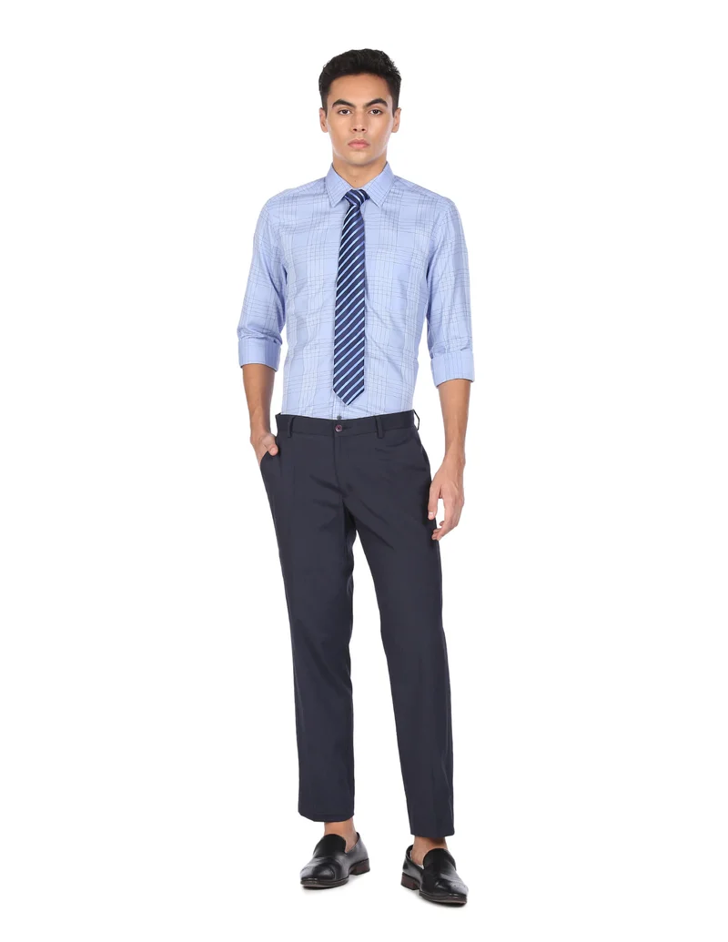 Arrow Cutaway Collar Check Formal Shirt