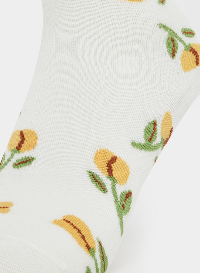 ستايلي مجموعة من 2 جوارب بزهور مُطرّزة - Image 5