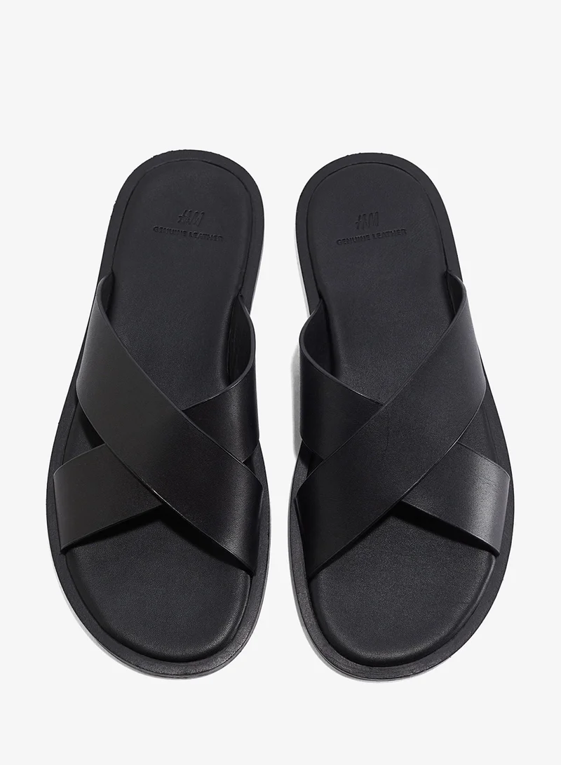 اتش اند ام صندل من الجلد