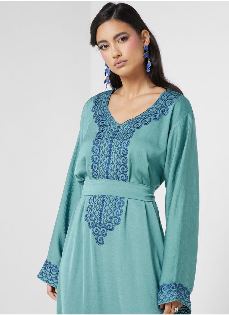 hayas closet - Embroidered Belted Jalabiya - Image 1