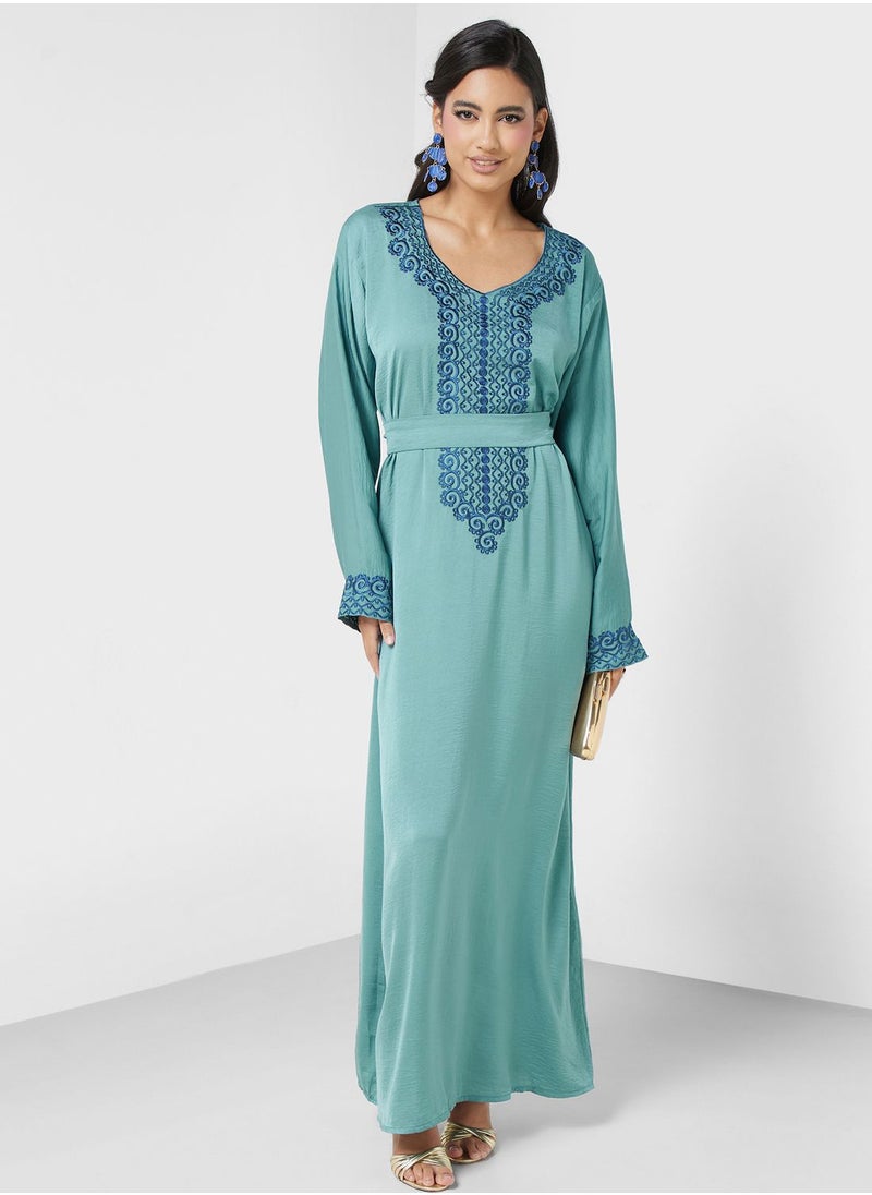 hayas closet - Embroidered Belted Jalabiya - Image 1