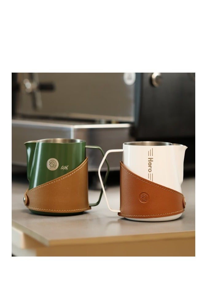 زيروهيرو ZeroHero Premium 600ml Stainless Steel Latte Art Pitcher – CLAC Competition, Co-Branded by Liu Qiang, Dual V Mouth, Ergonomic Handle, White/Green - Image 5