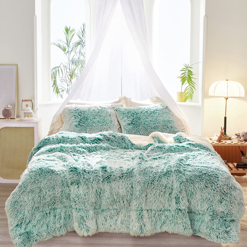 Joyreap 3Piece Plush Shaggy Comforter Set FullQueen Size Luxury Faux Fur Sherpa Reversible Bedding Comforter Set Ultra Cozy Warm Fluffy Bedding Set for Winter Aqua Green n White 88x88 inches
