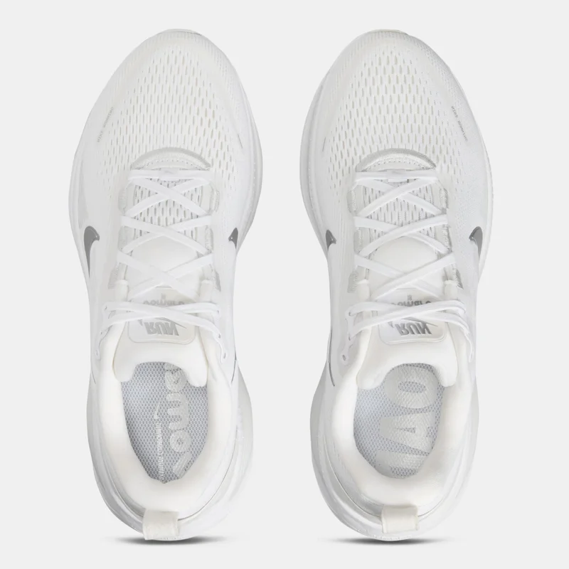 Nike Women's Vomero 18 Road Running Shoes