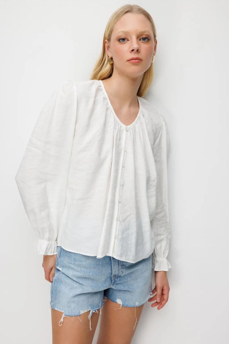 MIXRAY Textured Button-Up Crew Neck Blouse - Image 5