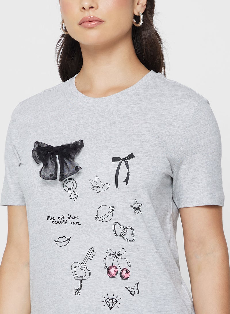 اونلي بلوزة بأكمام قصيرة بفيونكة - Image 3