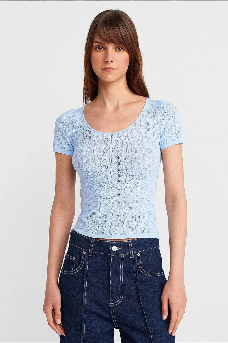 DILVIN Slim Fit Ribbed Textured Blouse