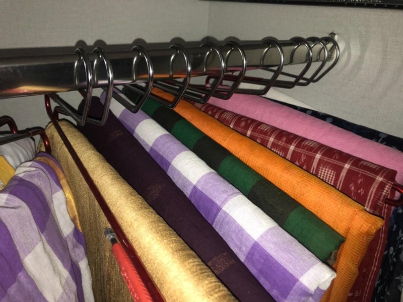 ROLLYWARE Stainless Steel Saree Hanger with Lower Band Lock - (10 Pieces Hanger) - Image 2