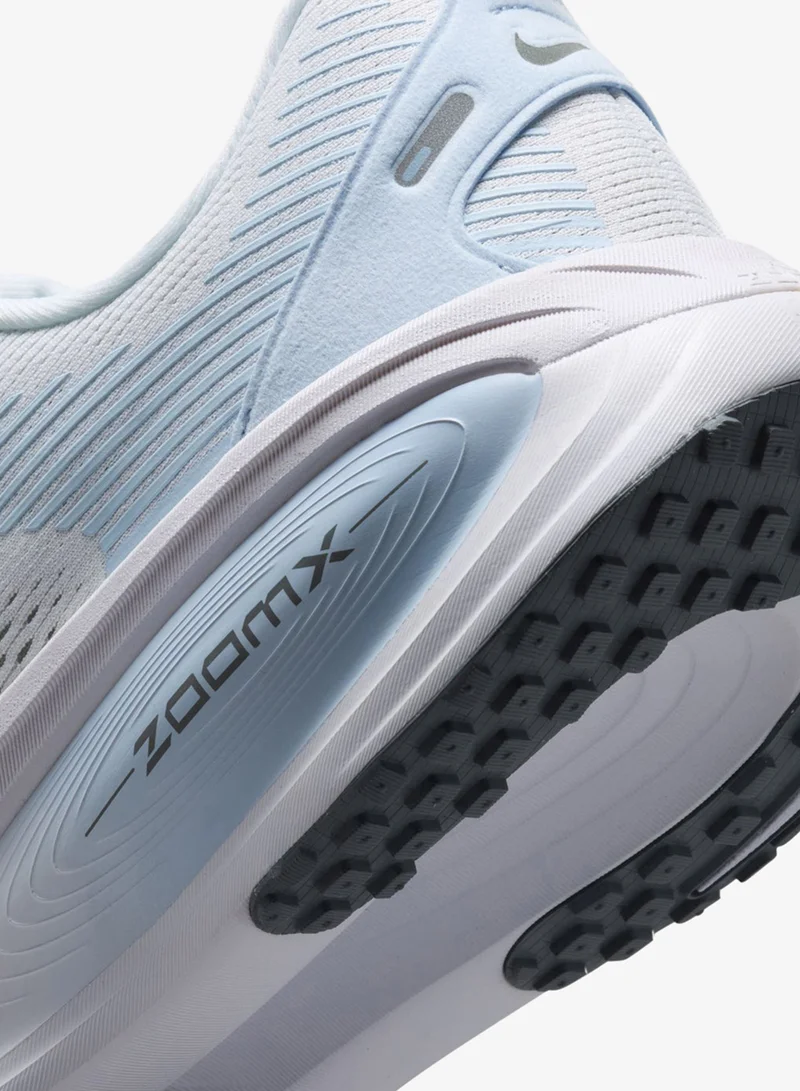 Nike White Men's Vomero 18 Road Running Shoes for Men | Best Price UAE