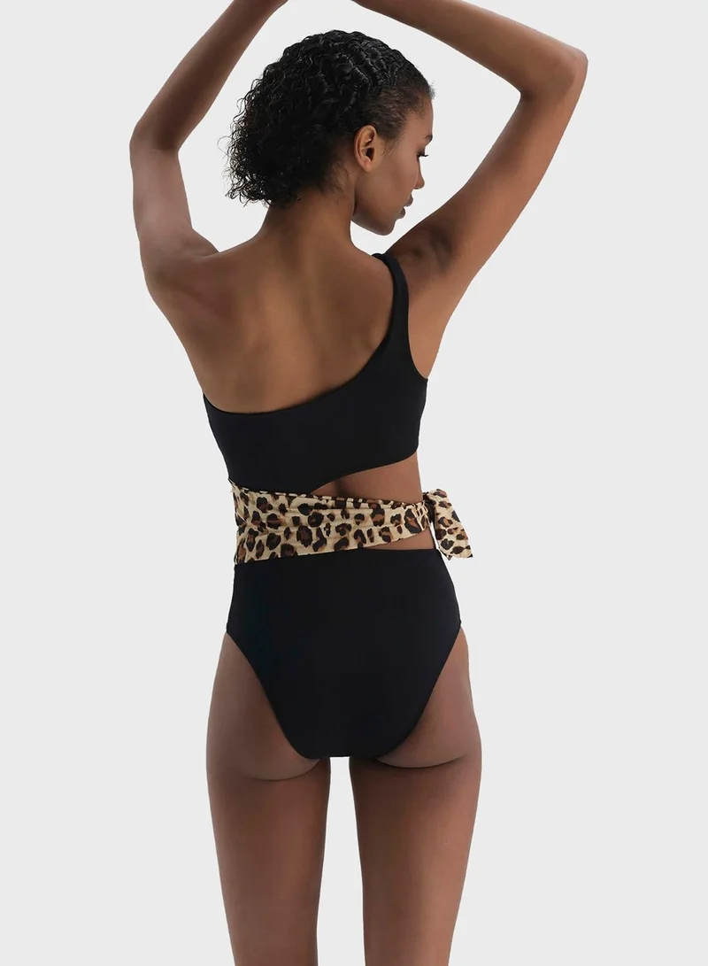 dagi One Shoulder Cut Out Swimsuit