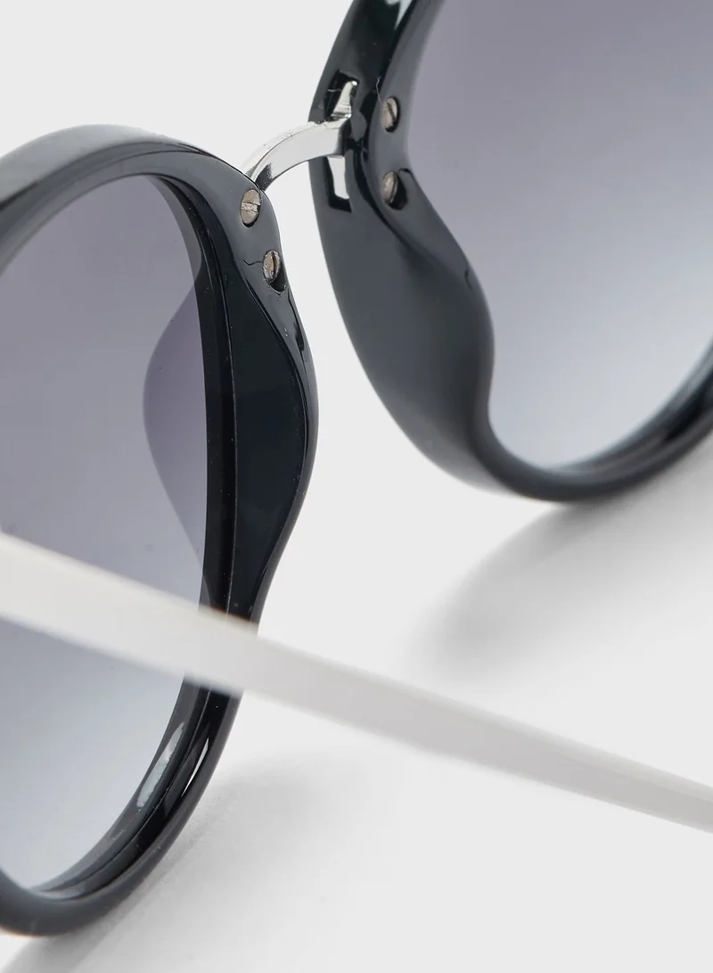 GUESS Polarized Cat Eye Sunglasses