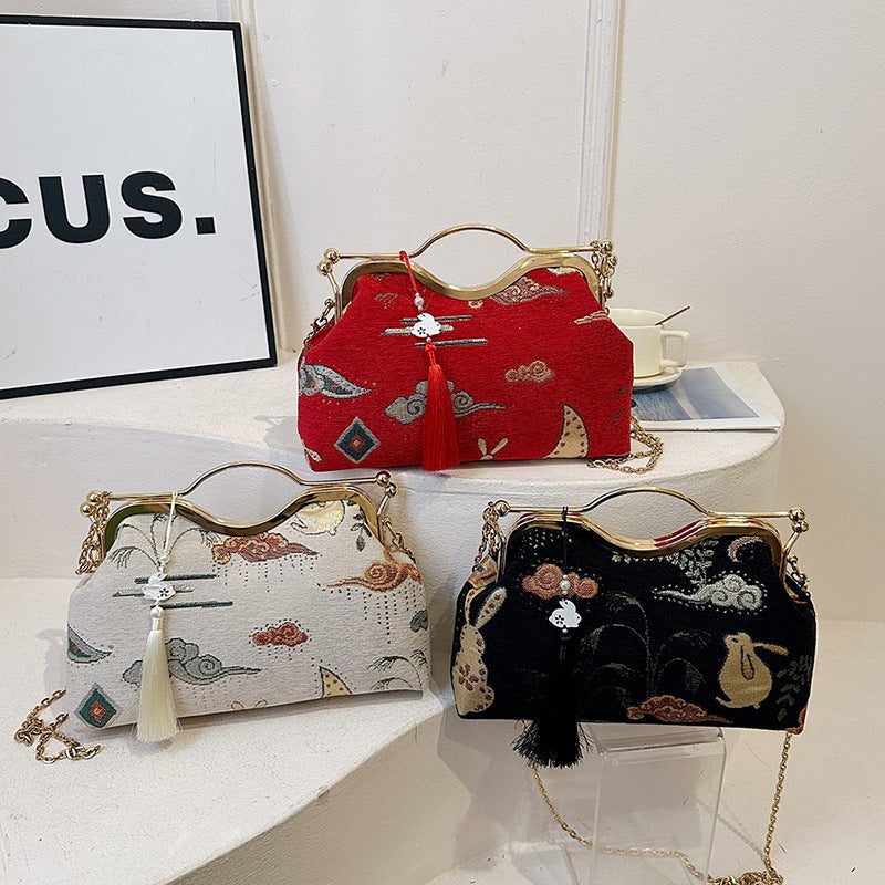 Ins Small Fragrance Style Internet Celebrity Embroidered Handbag Arrival Shell Bag Fashionable Chain Shoulder Crossbody Bag - Image 2