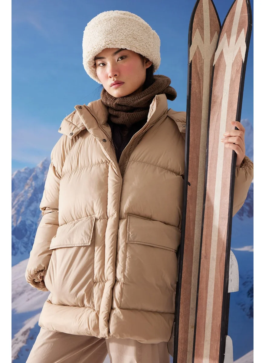 Manuka Oversize Pocketed Puffer Coat Dark Beige