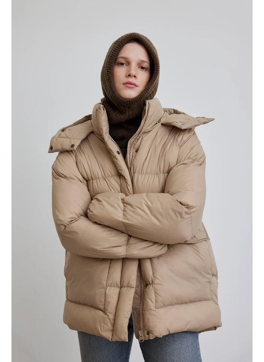 Manuka Oversize Pocketed Puffer Coat Dark Beige