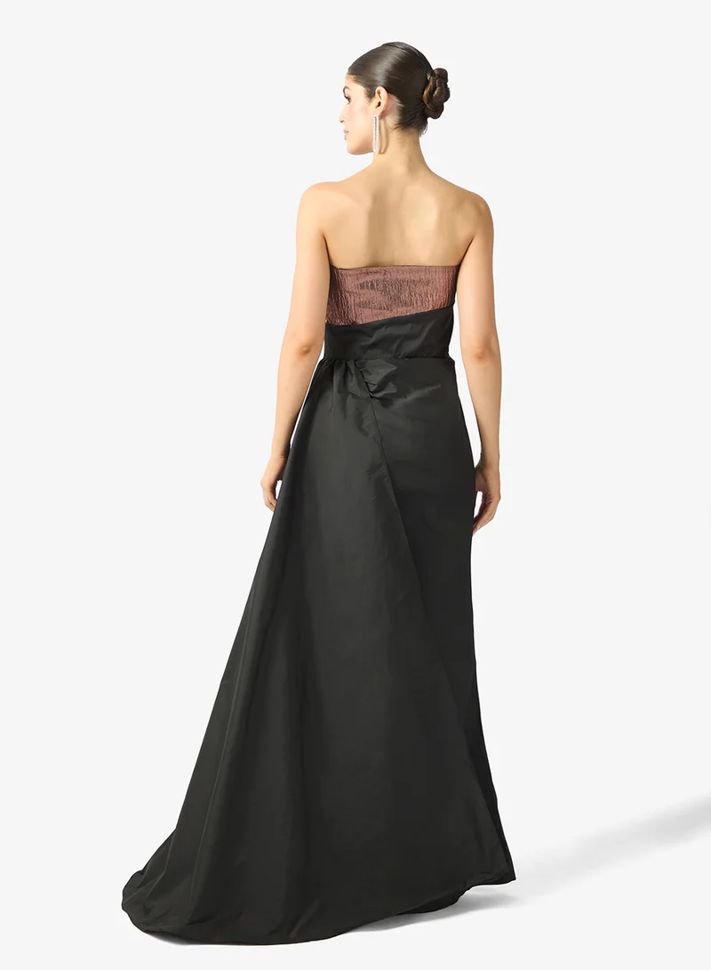 Namshi x strapless formal dress