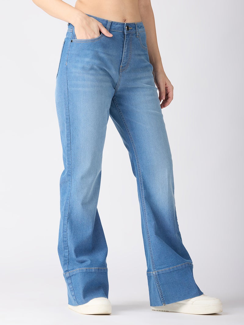 globus Globus Women Cotton Stretch Solid Mid-Rise Wide Bottom Hem Bootcut Jeans  - Image 4