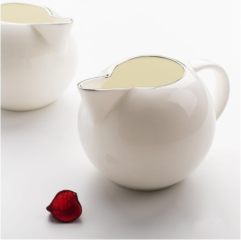 Gravy Boat Elegant White 300ml Ceramic Serving Jug Gravy Jug Perfect for Dining Table Restaurant Café Christmas Wedding Roast Dinners Sauce Jug - Image 4