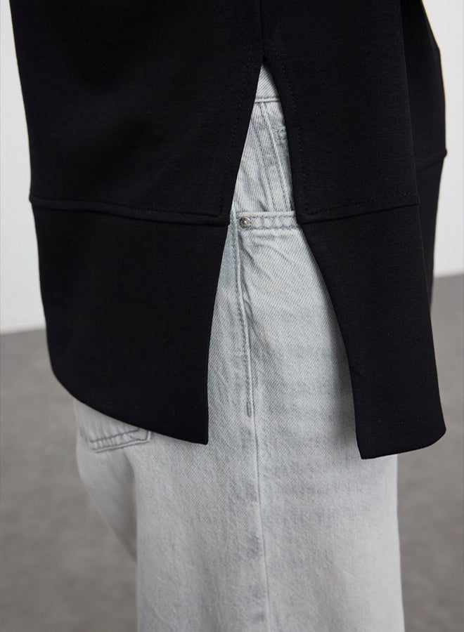 trendyol Crew Neck Soft Buttoned Black Oversize Sweatshirt - Slit Detailed - Image 4