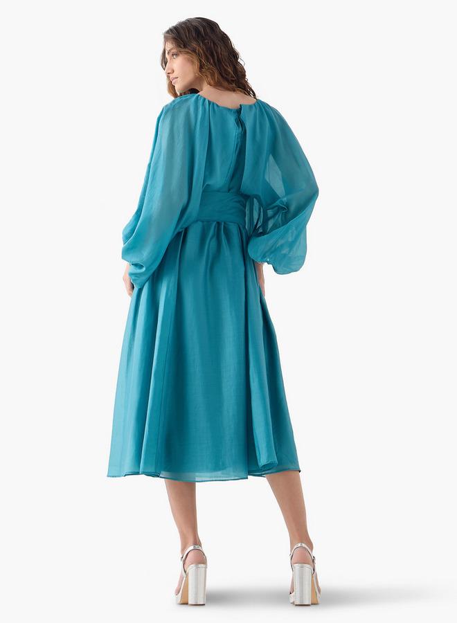 ايكونيك فستان بأكمام حجمية أيقونية مع رباط - Image 3