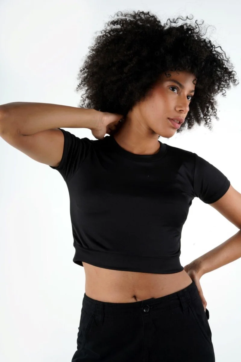 الكسندر جاردي Crew Neck Crop T-Shirt (B24-326A)