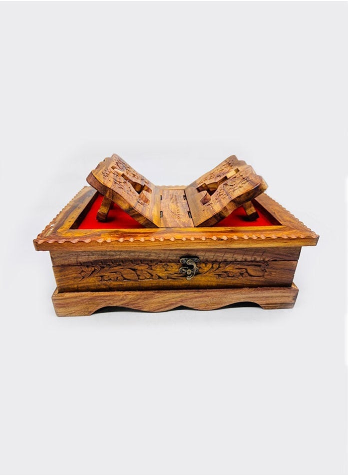 شركة مدثر علي لتجارة الجملة للبضائع ذ.م.م. صندوق مصحف خشبي بنقوش يدوية رائعة - حامل مصحف وصندوق تخزين 2 في 1 - ديكور إسلامي وحامل صلاة - Image 1