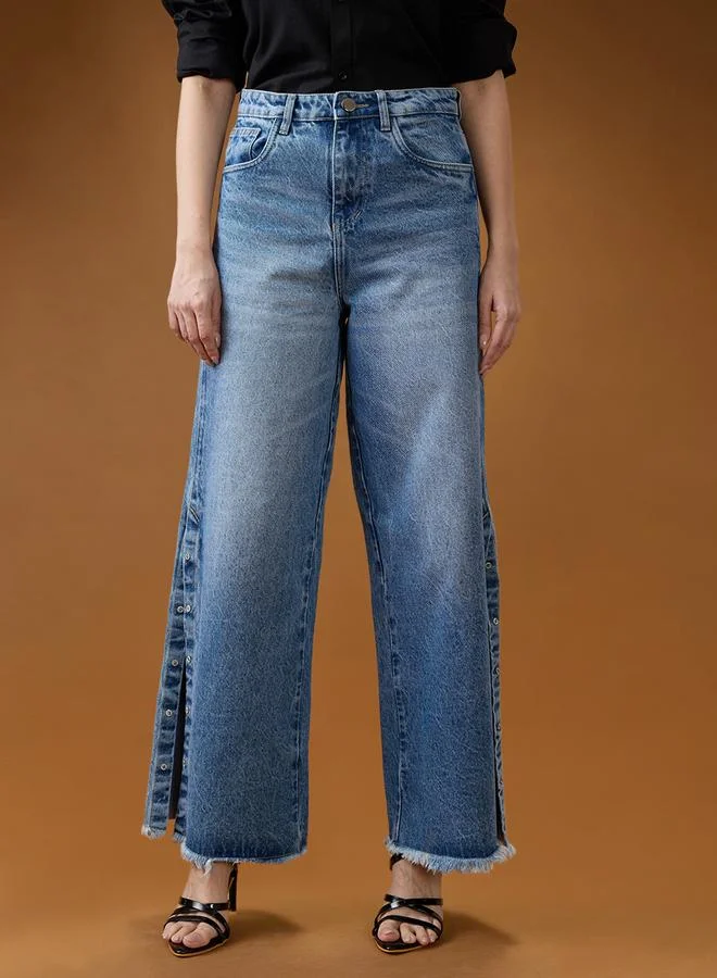 جلو باص جينز دنيم أزرق بخصر متوسط