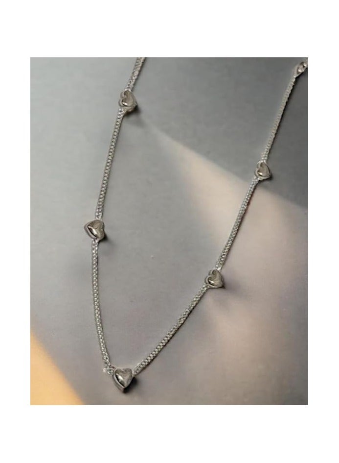 بونكا قلادة نسائية انيقة بتصميم عصري مع دلاية متنوعة من بونكا سلسلة تحتوى على قلوب صغيره فضى - Image 2