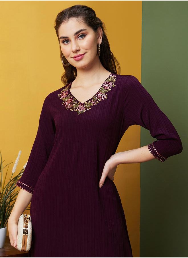 globus - Textured Embroidered V-Neck Straight Kurta by Styli - Image 1