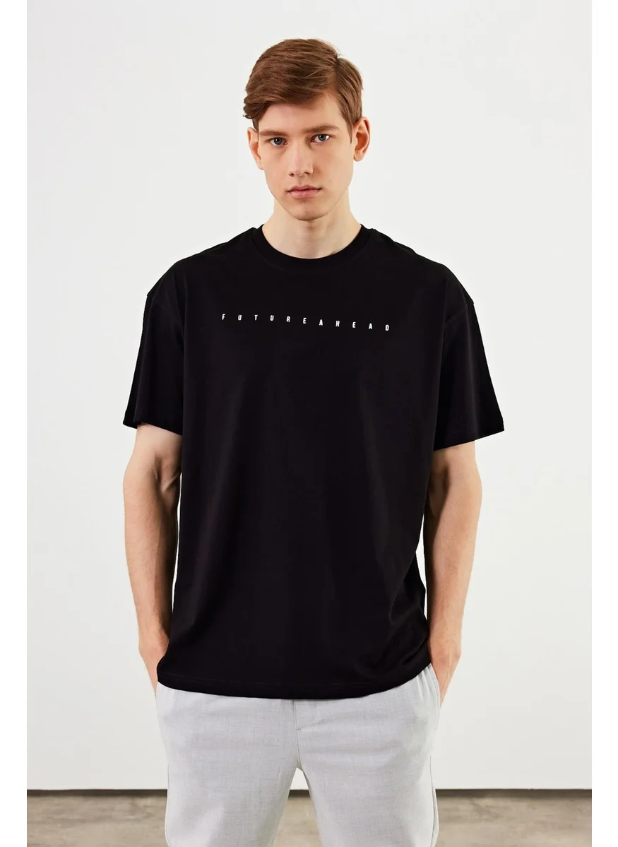 ميتاليك Leo Men's Oversize T-Shirt
